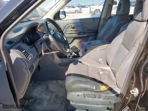 2005 Honda Pilot EX-L with RES with VIN 5FNYF18665B030144, listed as a Copart auction lot 52418395 with 262,064 mi miles and Clean Title. Bid and sale history available at carsss.com. Image 7.