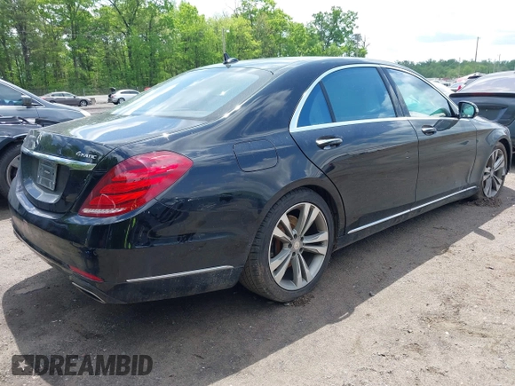 2015 Mercedes-Benz S 550 with VIN WDDUG8FB8FA087742, listed as a IAAI auction lot 42163538 with Not Provided miles and . Bid and sale history available at carsss.com. Image 4.