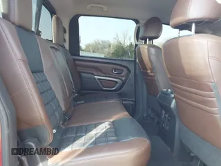 2017 Nissan Titan Pro-4X z VIN 1N6BA1F43HN562377, wystawiony jako IAAI lot #41786607 z przebiegiem 95 207 mil mil oraz . Historia ofert i sprzedaży dostępna na DreamBid. Obrazek 8.