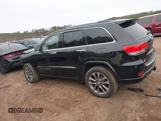 2017 Jeep Grand Cherokee Overland z VIN 1C4RJECG4HC878258, wystawiony jako IAAI lot #41361352 z przebiegiem 137 574 mil mil oraz . Historia ofert i sprzedaży dostępna na DreamBid. Obrazek 14.