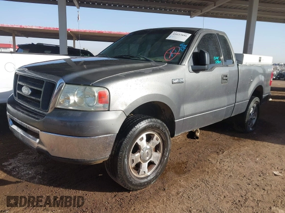 2004 Ford F-150 XL z VIN 1FTRF12W84NC32089, wystawiony jako IAAI lot #41653886 z przebiegiem 279 891 mil mil oraz . Historia ofert i sprzedaży dostępna na DreamBid. Obrazek 2.