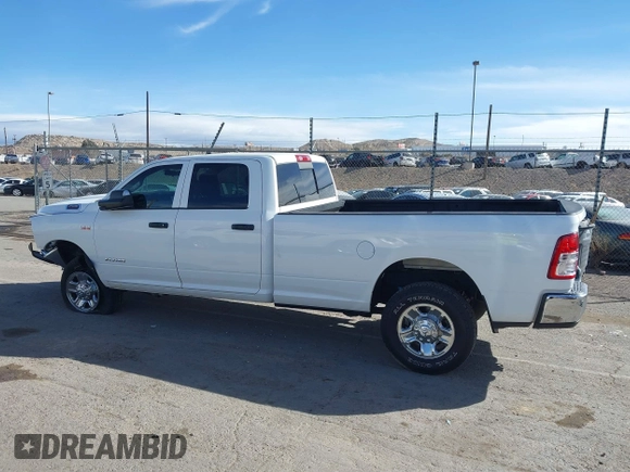 2019 Ram 2500 Tradesman with VIN 3C6UR5HJ3KG595479, listed as a IAAI auction lot 41480080 with 63,268 mi miles and . Bid and sale history available at DreamBid. Image 15.