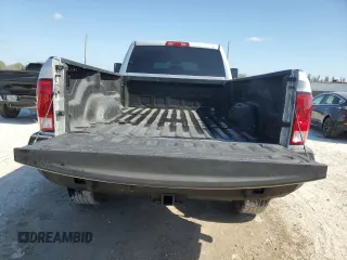 2018 Ram 2500 Tradesman with VIN 3C6UR5HL0JG379895, listed as a Copart auction lot 54897775 with 210,851 mi miles and Clean Title. Bid and sale history available at carsss.com. Image 6.