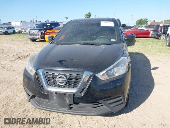 2020 Nissan Kicks S z VIN 3N1CP5BV6LL533723, wystawiony jako IAAI lot #41974845 z przebiegiem 160 874 mil mil oraz . Historia ofert i sprzedaży dostępna na DreamBid. Obrazek 6.