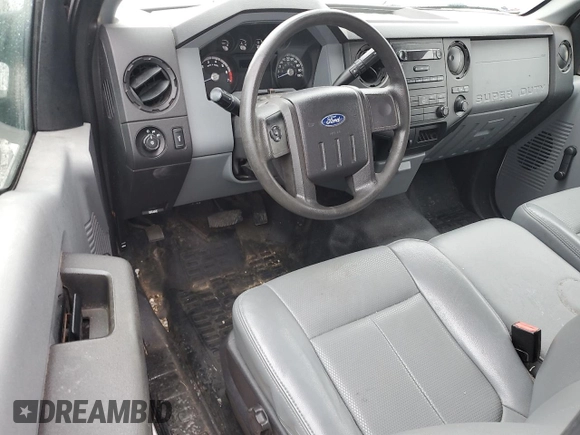 2016 Ford F-250 XL z VIN 1FTBF2A66GEB85013, wystawiony jako Copart lot #57483515 z przebiegiem 188 527 mil mil oraz Szkoda całkowita • Salvage title. Historia ofert i sprzedaży dostępna na DreamBid. Obrazek 8.