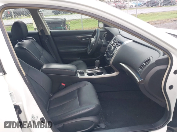 2013 Nissan Altima S with VIN 1N4AL3APXDC913643, listed as a IAAI auction lot 41977231 with 95,170 mi miles and . Bid and sale history available at DreamBid. Image 5.