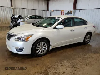 2015 Nissan Altima S with VIN 1N4AL3AP3FC572864, listed as a Copart auction lot 55135845 with 97,201 mi miles and Salvage Title. Bid and sale history available at carsss.com. Image 1.