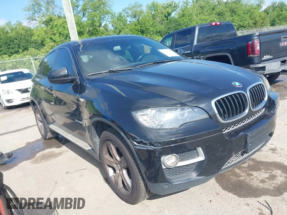 2014 BMW X6 xDrive35i with VIN 5UXFG2C5XE0C43526, listed as a IAAI auction lot 42121122 with 199,564 mi miles. Bid and sale history available at carsss.com. Image 1.
