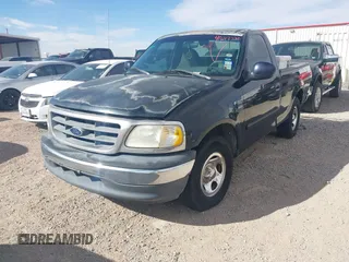 2000 Ford F-150 XL with VIN 1FTRF17W3YKA20460, listed as a IAAI auction lot 41643220 with 1 mi miles. Bid and sale history available at carsss.com. Image 2.