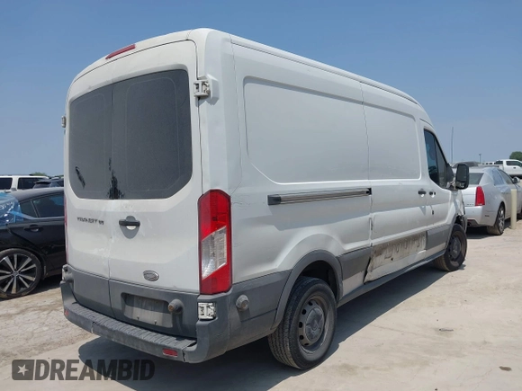 2015 Ford Transit Cargo с VIN 1FTNE2CM8FKA15604, выставлен на аукционе IAAI как лот 42323723 с пробегом 327 745 миль миль и . История ставок и продаж доступна на DreamBid. Изображение 4.