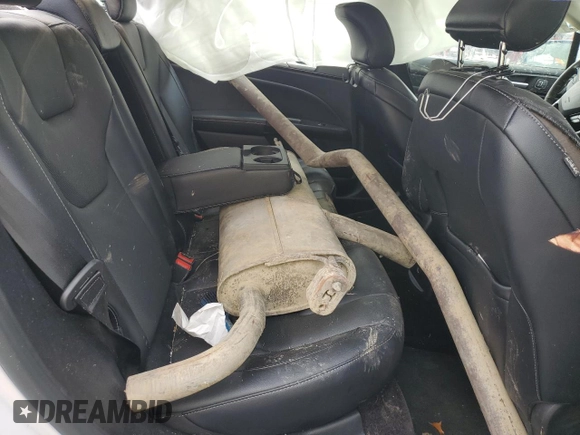 2017 Ford Fusion Titanium z VIN 3FA6P0K93HR227511, wystawiony jako Copart lot #60719505 z przebiegiem Nie podano mil oraz Szkoda całkowita • Salvage title. Historia ofert i sprzedaży dostępna na DreamBid. Obrazek 10.
