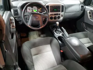 2007 Ford Escape XLT with VIN 1FMYU93157KA60267, listed as a Copart auction lot 45866945 with 239,485 mi miles and Salvage Title. Bid and sale history available at carsss.com. Image 8.