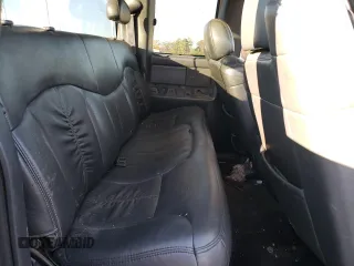 2000 GMC New Sierra 1500 SLE with VIN 2GTEK19T3Y1149523, listed as a Copart auction lot 82524164 with 356,646 mi miles and Non Repairable. Bid and sale history available at carsss.com. Image 10.