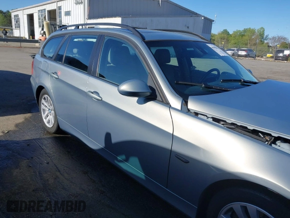 2007 BMW 3 Series 328i z VIN WBAVS135X7FX16115, wystawiony jako IAAI lot #41996754 z przebiegiem 113 749 mil mil oraz . Historia ofert i sprzedaży dostępna na DreamBid. Obrazek 13.