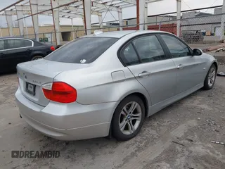 2008 BMW 3 Series 328xi with VIN WBAVC73578KP39571, listed as a IAAI auction lot 41911832 with 130,069 mi miles. Bid and sale history available at carsss.com. Image 4.