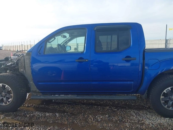 2015 Nissan Frontier SV with VIN 1N6AD0ER1FN701557, listed as a IAAI auction lot 41538371 with NaN miles. Bid and sale history available at carsss.com. Image 15.