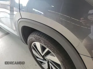 2024 Volkswagen Atlas SE with VIN 1V2HR2CA8RC579421, listed as a IAAI auction lot 42850666 with 18,926 mi miles and . Bid and sale history available at DreamBid. Image 29.