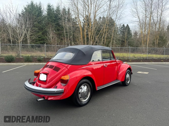 1975 Volkswagen Beetle with VIN 1552010655, listed as a Copart auction lot 52646675 with 57,107 mi miles and Clean Title. Bid and sale history available at DreamBid. Image 4.