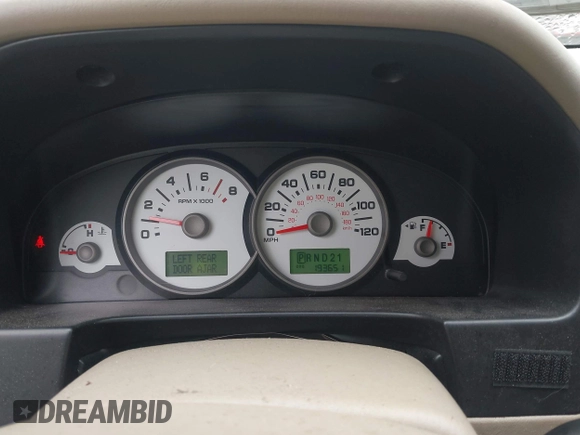 2007 Ford Escape Limited with VIN 1FMYU04137KA67003, listed as a IAAI auction lot 41663853 with 193,651 mi miles and . Bid and sale history available at DreamBid. Image 7.