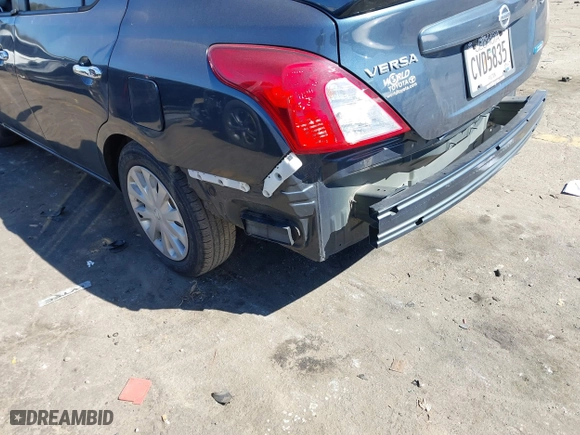 2016 Nissan Versa S with VIN 3N1CN7AP3GL859277, listed as a IAAI auction lot 41675521 with 142,578 mi miles. Bid and sale history available at carsss.com. Image 14.
