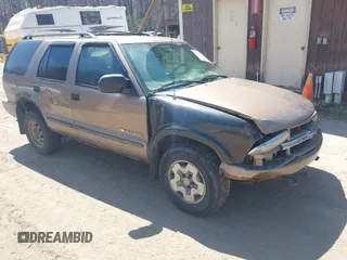 2004 Chevrolet Blazer LS z VIN 1GNDT13X14K156833, wystawiony jako IAAI lot #42112273 z przebiegiem 139 131 mil mil oraz . Historia ofert i sprzedaży dostępna na DreamBid. Obrazek 1.