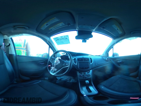 2015 Chevrolet Trax LT with VIN 3GNCJLSB1FL255205, listed as a IAAI auction lot 41392794 with 1 mi miles. Bid and sale history available at carsss.com. Image 20.