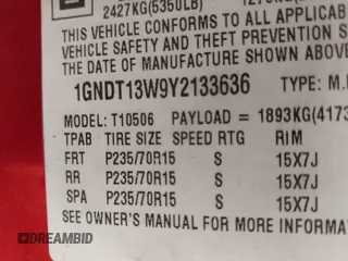 2000 Chevrolet Blazer LT z VIN 1GNDT13W9Y2133636, wystawiony jako IAAI lot #42066871 z przebiegiem Nie podano mil oraz . Historia ofert i sprzedaży dostępna na DreamBid. Obrazek 9.