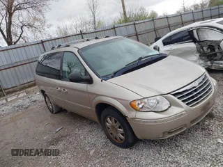 2006 Chrysler Town & Country LWB Limited with VIN 2A8GP64LX6R655307, listed as a IAAI auction lot 41953475 with 260,833 mi miles. Bid and sale history available at carsss.com. Image 1.