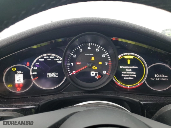 2021 Porsche Panamera with VIN WP0AJ2A75ML120017, listed as a Copart auction lot 81517913 with 26,083 mi miles. Bid and sale history available at carsss.com. Image 9.
