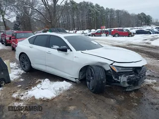 2022 Acura TLX w/A-Spec Package with VIN 19UUB5F55NA003443, listed as a IAAI auction lot 41527838 with 8,134 mi miles and . Bid and sale history available at DreamBid. Image 13.