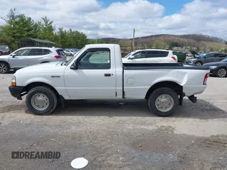2000 Ford Ranger XL with VIN 1FTYR10C6YTA27626, listed as a IAAI auction lot 41985158 with 70,352 mi miles. Bid and sale history available at carsss.com. Image 14.