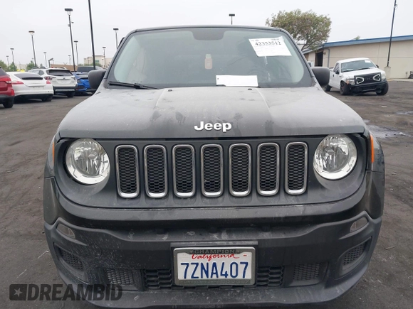 2017 Jeep Renegade Sport z VIN ZACCJAAB8HPF47233, wystawiony jako IAAI lot #42353512 z przebiegiem 88 850 mil mil oraz . Historia ofert i sprzedaży dostępna na DreamBid. Obrazek 12.