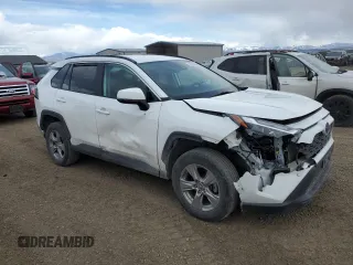 2022 Toyota RAV4 XLE with VIN 2T3P1RFV3NW264237, listed as a Copart auction lot 48542685 with 62,901 mi miles and Salvage title. Bid and sale history available at DreamBid. Image 4.