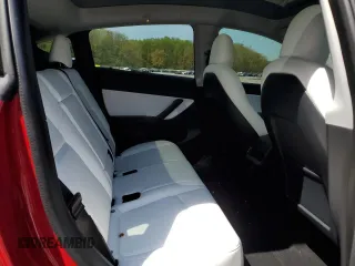 2021 Tesla Model Y Long Range z VIN 5YJYGDEE3MF189258, wystawiony jako Copart lot #54363615 z przebiegiem 56 315 mil mil oraz Szkoda całkowita • Salvage title. Historia ofert i sprzedaży dostępna na DreamBid. Obrazek 10.