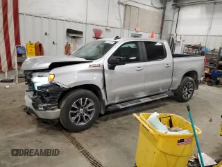 2022 Chevrolet Silverado 1500 RST with VIN 1GCUDEET0NZ504153, listed as a Copart auction lot 43828515 with 39,842 mi miles and Salvage Title. Bid and sale history available at DreamBid. Image 1.