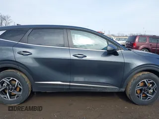 2024 Kia Sportage LX with VIN KNDPUCDFXR7308560, listed as a IAAI auction lot 41639527 with 27,371 mi miles and . Bid and sale history available at DreamBid. Image 13.