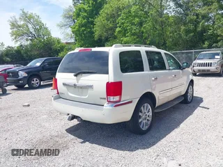 2007 Chrysler Aspen Limited z VIN 1A8HW58207F509980, wystawiony jako IAAI lot #42292654 z przebiegiem 200 864 mil mil oraz . Historia ofert i sprzedaży dostępna na DreamBid. Obrazek 4.