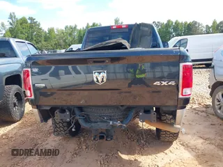 2016 Ram 2500 Laramie with VIN 3C6UR5FL8GG217024, listed as a IAAI auction lot 40235735 with 82,212 mi miles. Bid and sale history available at carsss.com. Image 17.