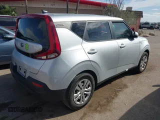 2021 Kia Soul LX with VIN KNDJ23AU5M7779829, listed as a IAAI auction lot 41557514 with 54,623 mi miles. Bid and sale history available at carsss.com. Image 4.