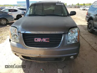 2013 GMC Yukon XL SLT with VIN 1GKS1KE09DR305240, listed as a Copart auction lot 53143565 with 210,872 mi miles and Salvage Title. Bid and sale history available at DreamBid. Image 5.