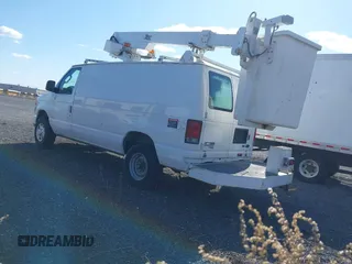 2012 Ford Econoline Cargo Super Duty Commercial with VIN 1FTSE3EL5CDB22042, listed as a IAAI auction lot 41950506 with 157,363 mi miles. Bid and sale history available at carsss.com. Image 3.