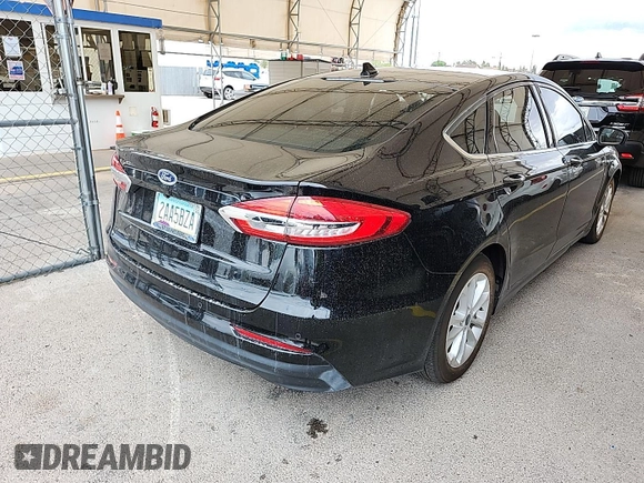 2020 Ford Fusion SE с VIN 3FA6P0LU9LR177063, выставлен на аукционе IAAI как лот 42785490 с пробегом 51 258 миль миль и . История ставок и продаж доступна на DreamBid. Изображение 16.