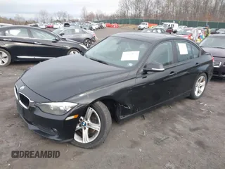 2014 BMW 3 Series 320i xDrive with VIN WBA3C3G59ENS70388, listed as a IAAI auction lot 41962815 with 195,393 mi miles. Bid and sale history available at carsss.com. Image 17.