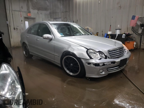 2005 Mercedes-Benz C 240 with VIN WDBRF81J65F678895, listed as a Copart auction lot 48112075 with 71,060 mi miles and Salvage Title. Bid and sale history available at DreamBid. Image 4.