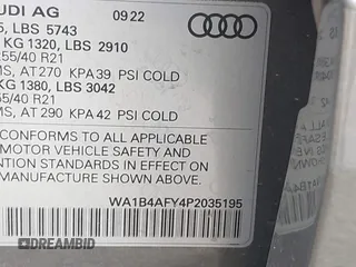 2023 Audi SQ5 Premium Plus z VIN WA1B4AFY4P2035195, wystawiony jako IAAI lot #42004734 z przebiegiem 10 353 mil mil oraz . Historia ofert i sprzedaży dostępna na DreamBid. Obrazek 9.