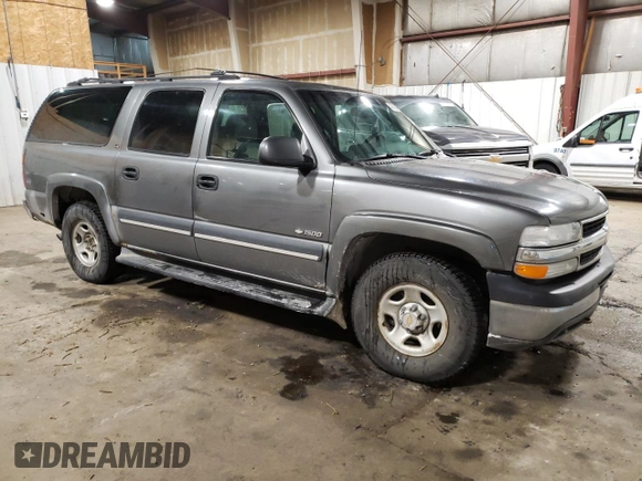 2001 Chevrolet Suburban LS with VIN 3GNFK16T81G111623, listed as a Copart auction lot 43782935 with 302,353 mi miles and Non Repairable. Bid and sale history available at carsss.com. Image 4.