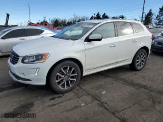 2016 Volvo XC60 T5 Platinum with VIN YV4612RM2G2854749, listed as a Copart auction lot 88266555 with 140,357 mi miles and Salvage Title. Bid and sale history available at carsss.com. Image 1.