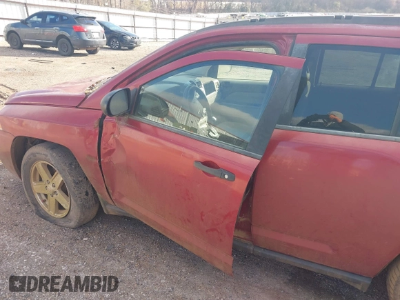 2007 Jeep Compass Sport with VIN 1J8FT47W17D190308, listed as a IAAI auction lot 41605793 with 1 mi miles. Bid and sale history available at carsss.com. Image 13.