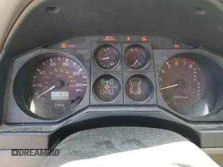 2001 Mitsubishi Montero Limited z VIN JA4MW51RX1J039534, wystawiony jako Copart lot #50329225 z przebiegiem 196 998 mil mil oraz Szkody całkowita. Historia ofert i sprzedaży dostępna na DreamBid. Obrazek 9.