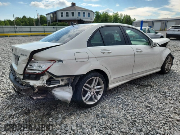 2012 Mercedes-Benz C 300 Sport с VIN WDDGF8BB6CR233512, выставлен на аукционе Copart как лот 60822185 с пробегом 167 011 миль миль и Чистый • Clean title. История ставок и продаж доступна на DreamBid. Изображение 3.